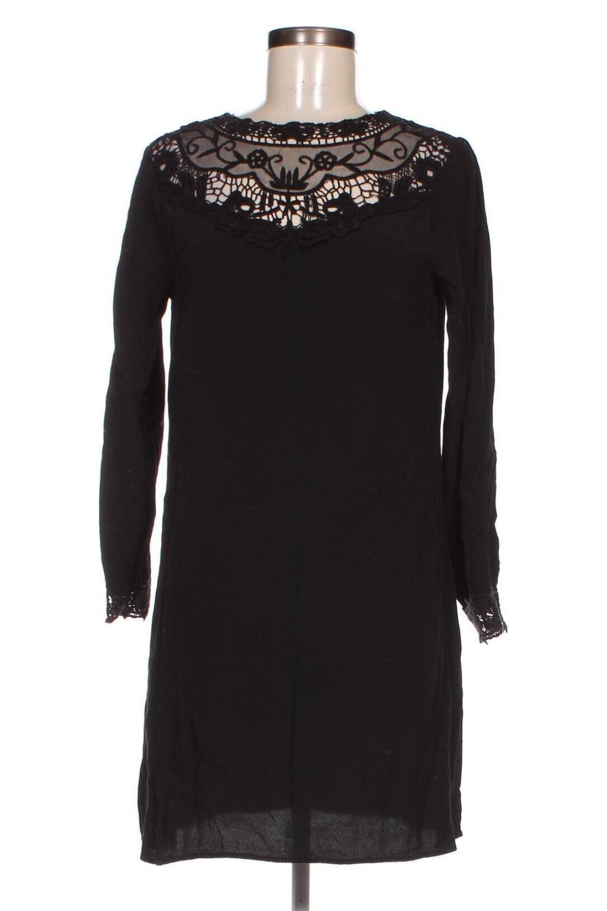 Rochie Reserved, Mărime M, Culoare Negru, Preț 31,60 Lei