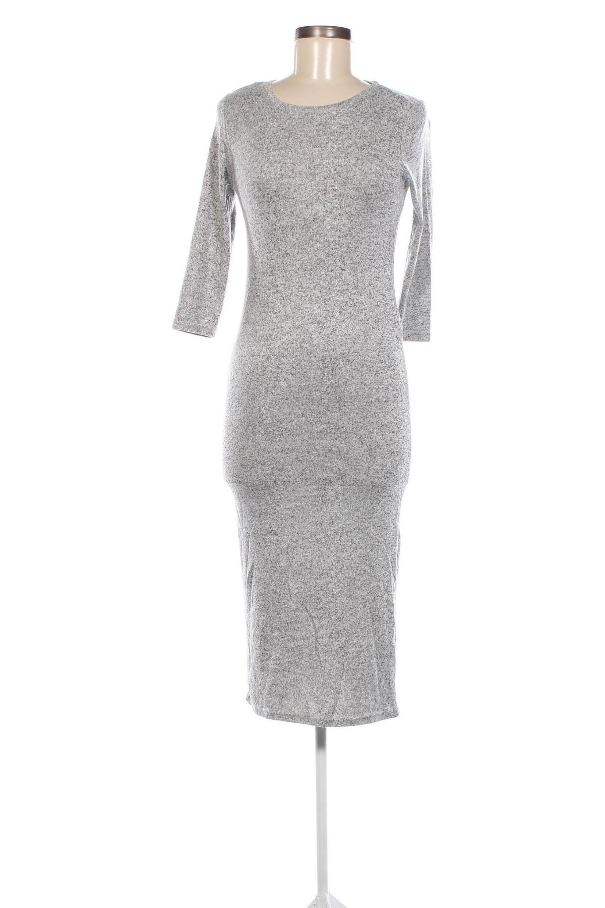 Kleid Stradivarius, Größe M, Farbe Grau, Preis € 6,26