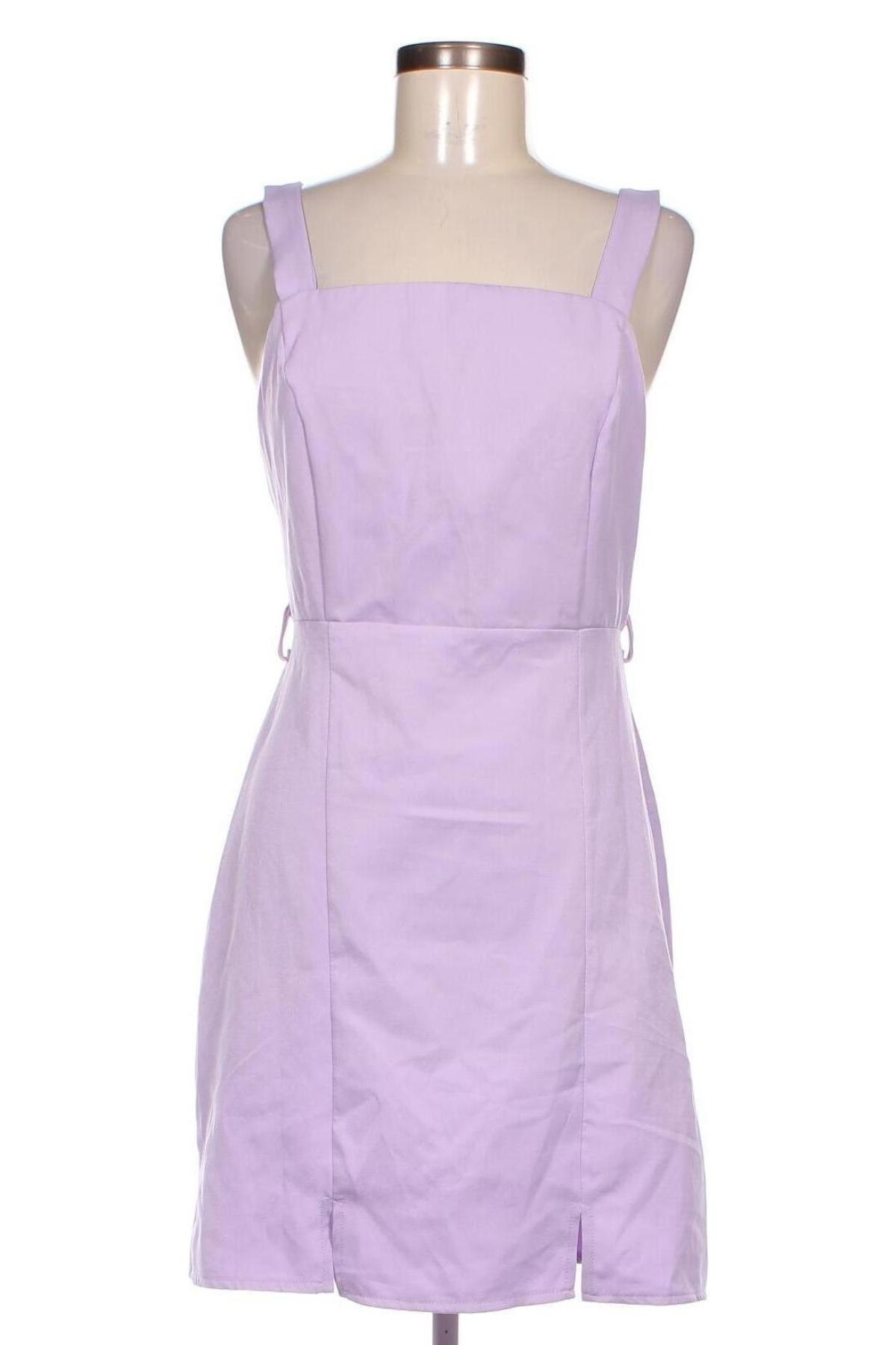 Kleid Trendyol, Größe M, Farbe Lila, Preis 28,17 €