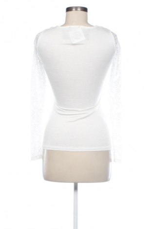Damen Shirt Amisu, Größe S, Farbe Weiß, Preis 15,74 €
