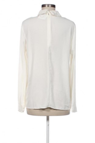 Damen Shirt Amisu, Größe M, Farbe Weiß, Preis 13,99 €