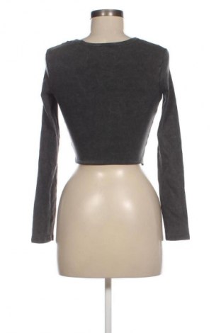 Damen Shirt Bershka, Größe S, Farbe Grau, Preis 13,99 €