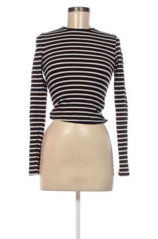 Bluzka damska Bershka, Rozmiar M, Kolor Kolorowy, Cena 25,99 zł