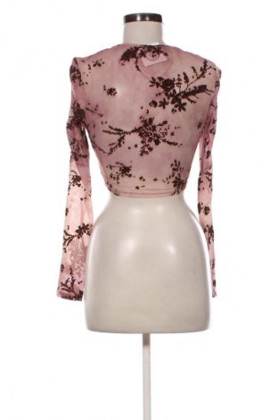 Damen Shirt Bershka, Größe M, Farbe Mehrfarbig, Preis € 13,99
