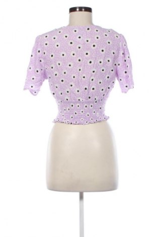 Damen Shirt Bershka, Größe M, Farbe Mehrfarbig, Preis € 5,12