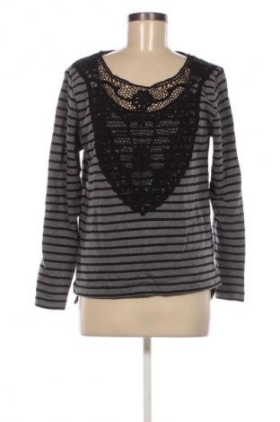 Damen Shirt Esprit, Größe M, Farbe Mehrfarbig, Preis 17,18 €
