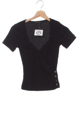 Bluză de femei Guess, Mărime XS, Culoare Negru, Preț 131,51 Lei