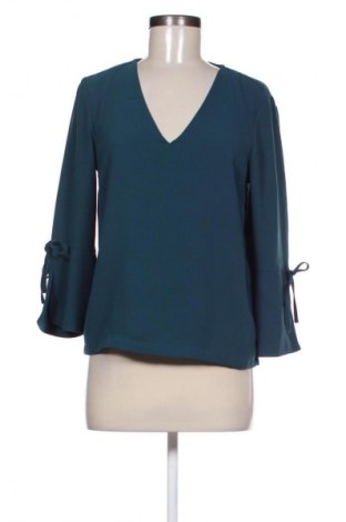 Dámská halenka H&M, Velikost S, Barva Modrá, Cena  241,00 Kč