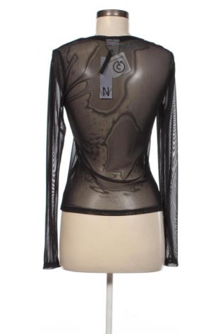 Damen Shirt Noisy May, Größe M, Farbe Schwarz, Preis 53,99 €