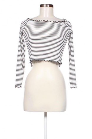 Damen Shirt Pretty Little Thing, Größe M, Farbe Mehrfarbig, Preis 10,00 €