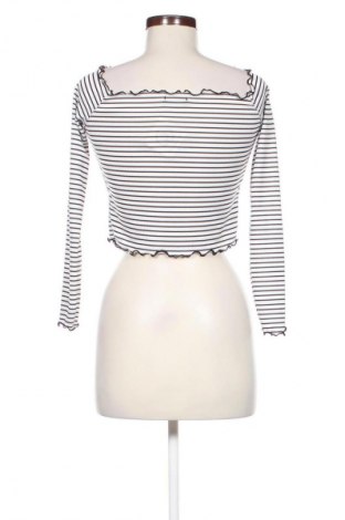 Damen Shirt Pretty Little Thing, Größe M, Farbe Mehrfarbig, Preis 10,00 €