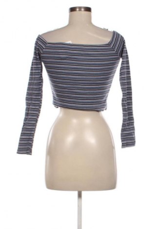 Dámská halenka Pull&Bear, Velikost M, Barva Vícebarevné, Cena  109,00 Kč