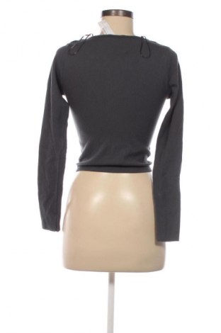 Damen Shirt Stradivarius, Größe S, Farbe Grau, Preis 13,99 €