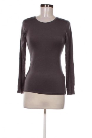 Дамска блуза Uniqlo, Размер S, Цвят Сив, Цена 27,99 лв.