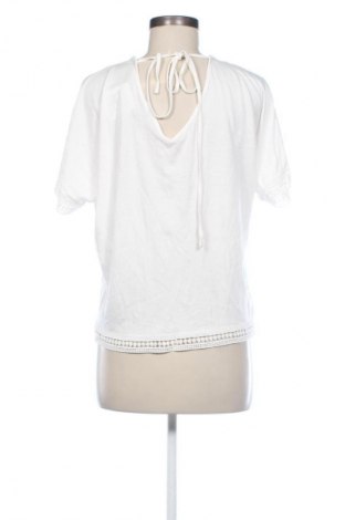 Damen Shirt Vero Moda, Größe M, Farbe Weiß, Preis 10,08 €