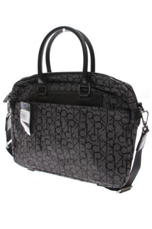 Damentasche Calvin Klein, Farbe Mehrfarbig, Preis 111,51 €