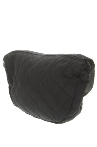 Dámská kabelka  Urban Classics, Barva Černá, Cena  499,00 Kč