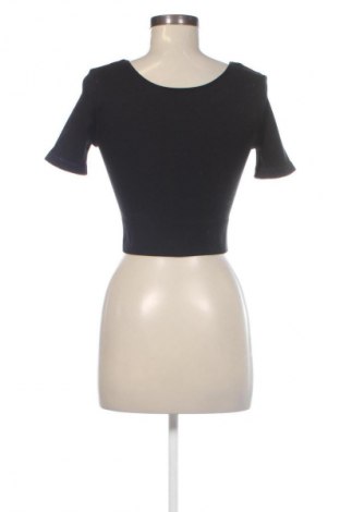 Tricou de femei ONLY Play, Mărime S, Culoare Negru, Preț 105,99 Lei