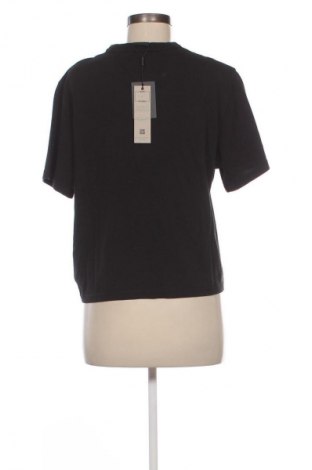 Tricou de femei Tommy Jeans, Mărime L, Culoare Negru, Preț 261,99 Lei