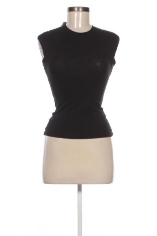 Γυναικείο t-shirt Weekday, Μέγεθος S, Χρώμα Μαύρο, Τιμή 15,99 €