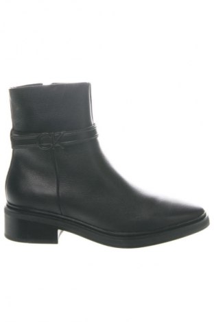 Botine de damă Calvin Klein, Mărime 39, Culoare Negru, Preț 1.224,99 Lei