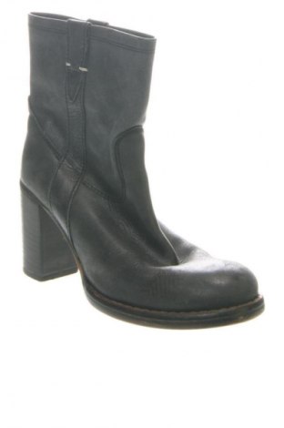 Botine de damă Clarks, Mărime 35, Culoare Gri, Preț 231,99 Lei