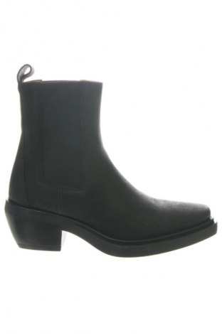 Botine de damă Copenhagen Studios, Mărime 40, Culoare Negru, Preț 584,99 Lei