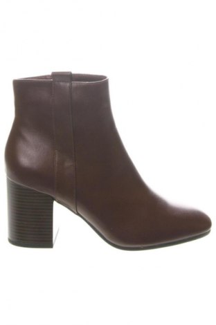 Botine de damă Graceland, Mărime 38, Culoare Maro, Preț 129,55 Lei