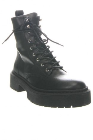 Дамски боти Steve Madden, Размер 40, Цвят Черен, Цена 244,99 лв.