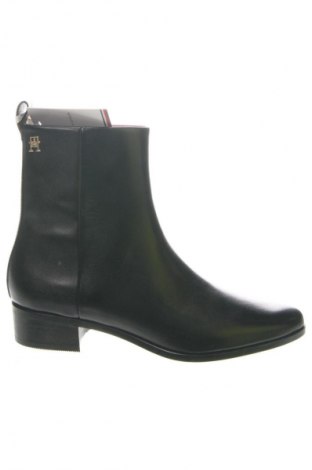 Botine de damă Tommy Hilfiger, Mărime 38, Culoare Negru, Preț 959,99 Lei