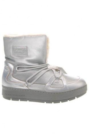 Damskie botki Tommy Hilfiger, Rozmiar 40, Kolor Srebrzysty, Cena 834,99 zł