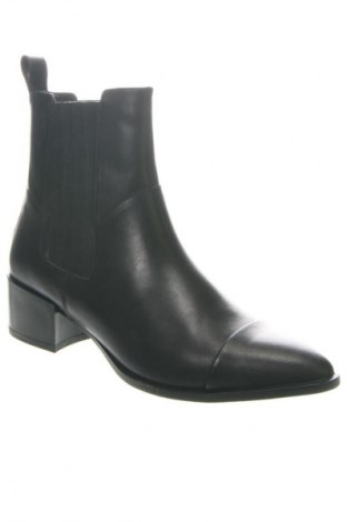 Damskie botki Vagabond, Rozmiar 42, Kolor Czarny, Cena 784,99 zł
