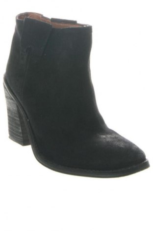 Botine de damă Zara, Mărime 37, Culoare Negru, Preț 168,45 Lei