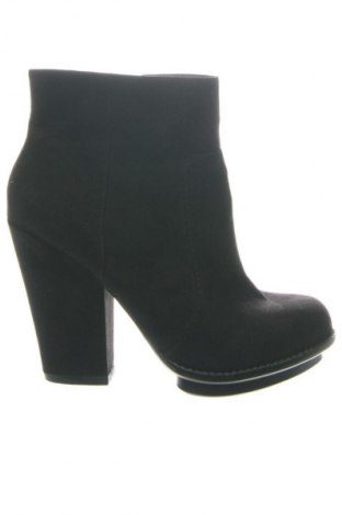 Damskie botki Zara, Rozmiar 37, Kolor Czarny, Cena 117,99 zł