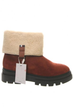 Damskie kozaki Tommy Hilfiger, Rozmiar 41, Kolor Pomarańczowy, Cena 924,99 zł
