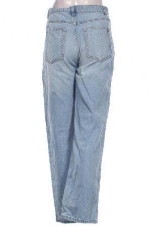 Damskie jeansy Bershka, Rozmiar M, Kolor Niebieski, Cena 95,99 zł