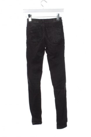 Γυναικείο Τζίν Bershka, Μέγεθος S, Χρώμα Μαύρο, Τιμή 10,99 €