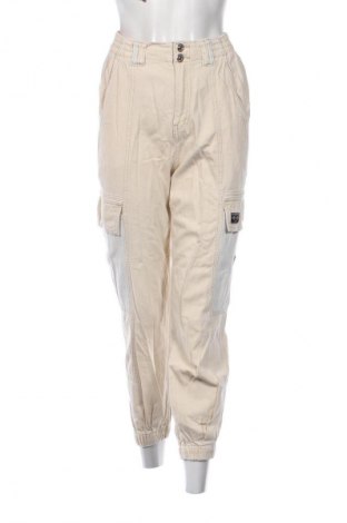 Női farmernadrág Bershka, Méret S, Szín Bézs, Ár 3 204 Ft