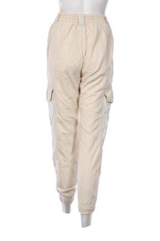 Női farmernadrág Bershka, Méret S, Szín Bézs, Ár 3 204 Ft