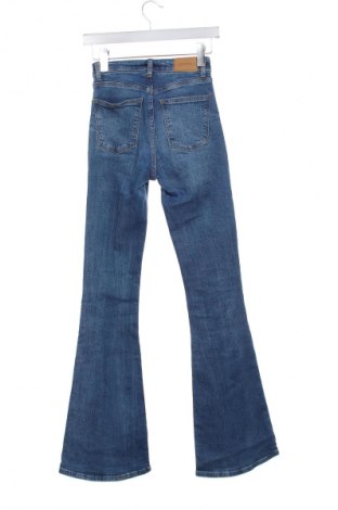 Dámske džínsy  Bershka, Veľkosť XXS, Farba Modrá, Cena  14,83 €