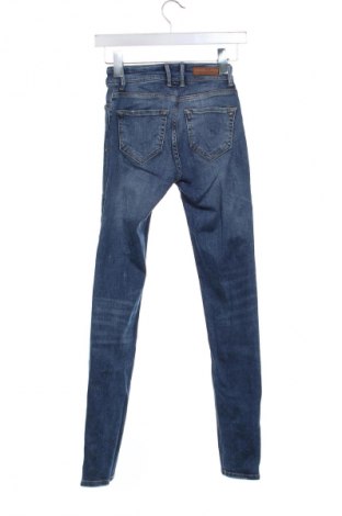 Dámske džínsy  C.O.J., Veľkosť XS, Farba Modrá, Cena  20,97 €