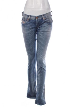 Damskie jeansy Diesel, Rozmiar M, Kolor Niebieski, Cena 285,31 zł