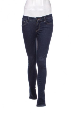 Damskie jeansy Levi's, Rozmiar M, Kolor Niebieski, Cena 101,99 zł