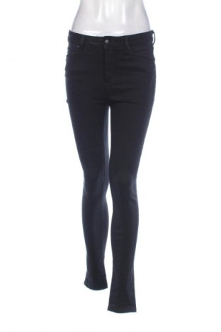 Damskie jeansy Mustang, Rozmiar S, Kolor Czarny, Cena 260,99 zł