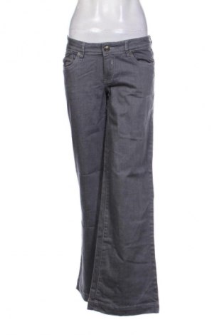 Damen Jeans Newplay, Größe M, Farbe Grau, Preis 14,40 €