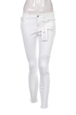 Blugi de femei ONLY, Mărime M, Culoare Alb, Preț 235,99 Lei