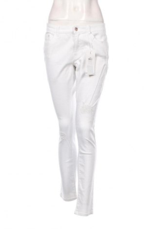 Blugi de femei ONLY, Mărime L, Culoare Alb, Preț 178,99 Lei
