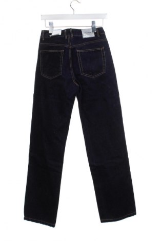 Női farmernadrág Pull&Bear, Méret XS, Szín Kék, Ár 10 679 Ft