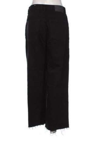 Női farmernadrág Pull&Bear, Méret S, Szín Fekete, Ár 7 879 Ft