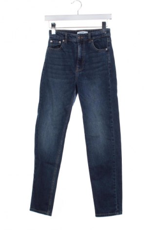 Dámske džínsy  Pull&Bear, Veľkosť XXS, Farba Modrá, Cena  15,20 €